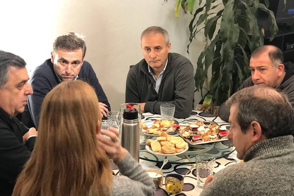 Negri, Mestre, Baldassi y Juez mantienen sus aspiraciones de llegar a la gobernación con la boleta oficialista