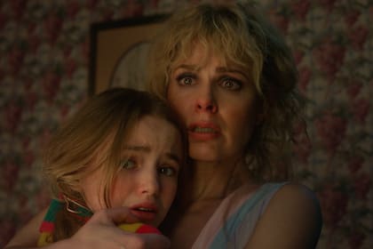 Nell Fisher y Cara Buono protagonizaron una de las escenas más impactantes de todo Stranger Things