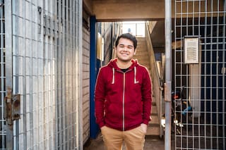 Una vida de lucha: creció en el Barrio 31, el estudio lo llevó a Irlanda y ahora sueña con Harvard