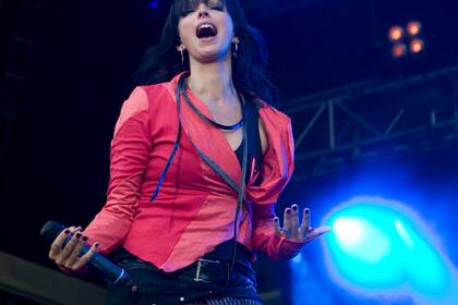 Nena en Berlín, en 2008, interpretando "99 Luft Ballons"