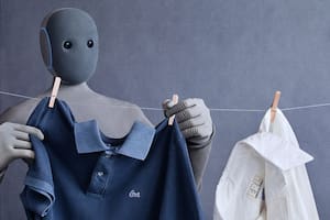 Neo es un robot de 20.000 dólares diseñado para ayudar con las tareas del hogar