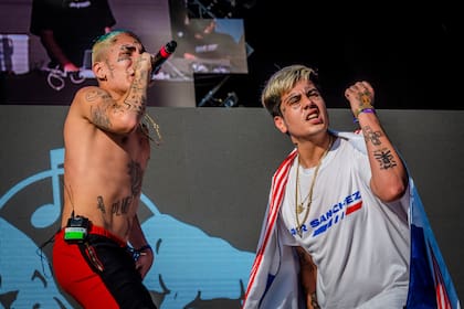 Neo Pistea y Duki - Escenario Perry