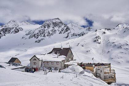 Nepal; China; Everest; BBC; BBC Mundo; Sociedad; Monte Everest; glaciar Hochjochferner