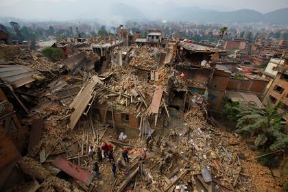 Nepal conmemora el décimo aniversario del terremoto que dejó miles de muertos