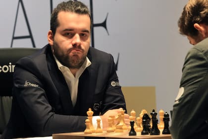 "Nepo", en el quinto partido
