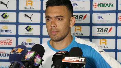 Nery Domínguez se suma a Racing