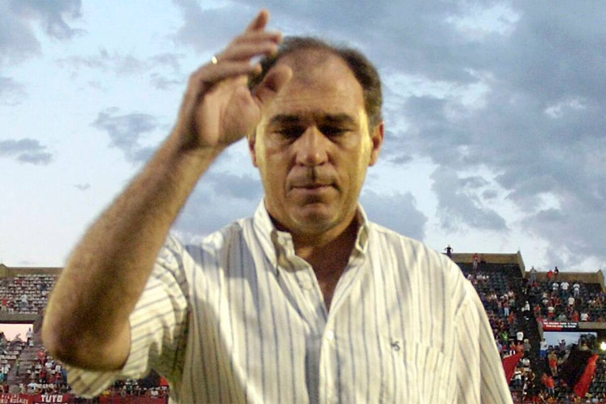 Nery Pumpido se recupera de una operación de corazón