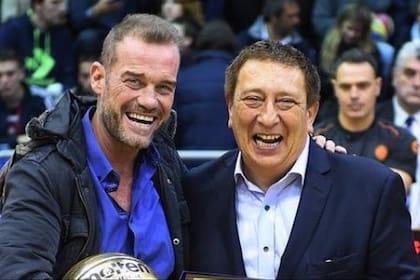Néstor Che García y su amigo Fabián Borro, presidente de la Cab