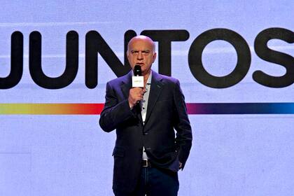 Nestor Grindetti en la sede de Juntos por el Cambio