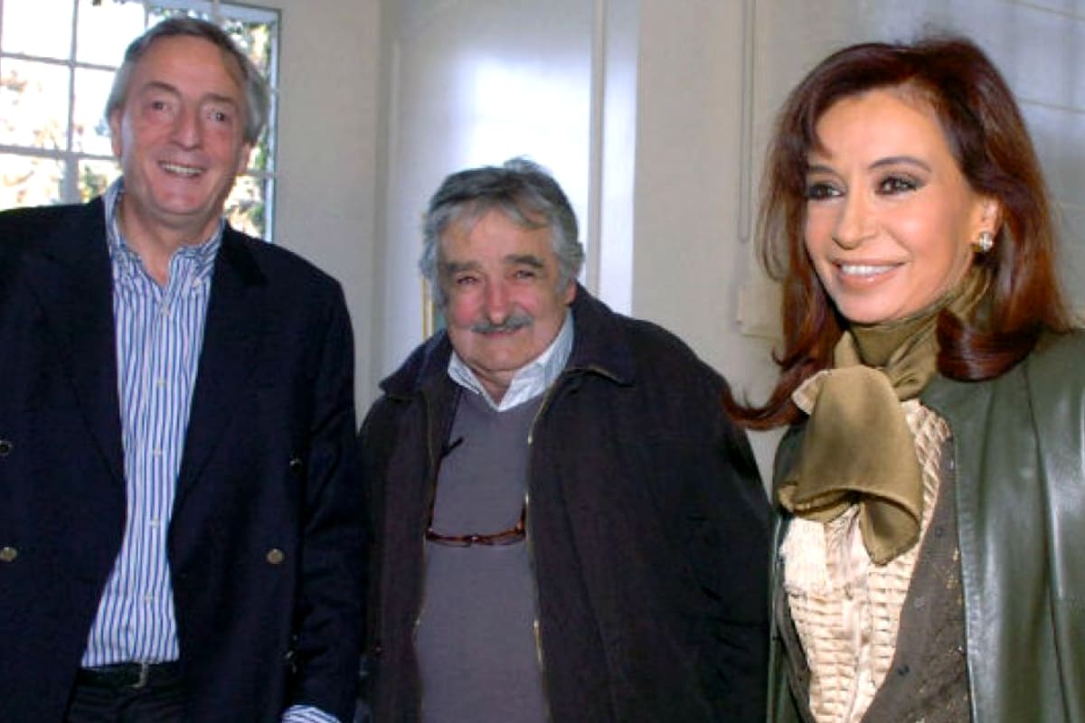 Néstor Kirchner, José "Pepe" Mujica y Cristina Kirchner