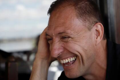 Néstor Pitana en una entrevista con La Nación