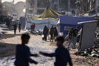 Netanyahu dice que Israel establecerá un nuevo corredor de seguridad en Gaza para presionar a Hamás