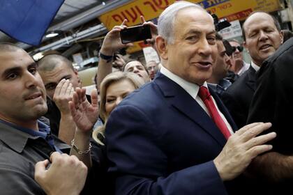 Netanyahu saluda a sus seguidores en Jerusalén