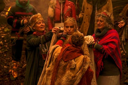 Netflix: Equinox es un relato hecho en Dinamarca que mezcla misterio, terror y tradiciones paganas