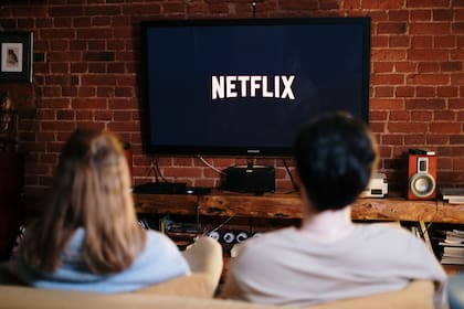 Netflix incorporó una funcionalidad que permite ver contenido sin conexión aunque no se haya terminado de descargar