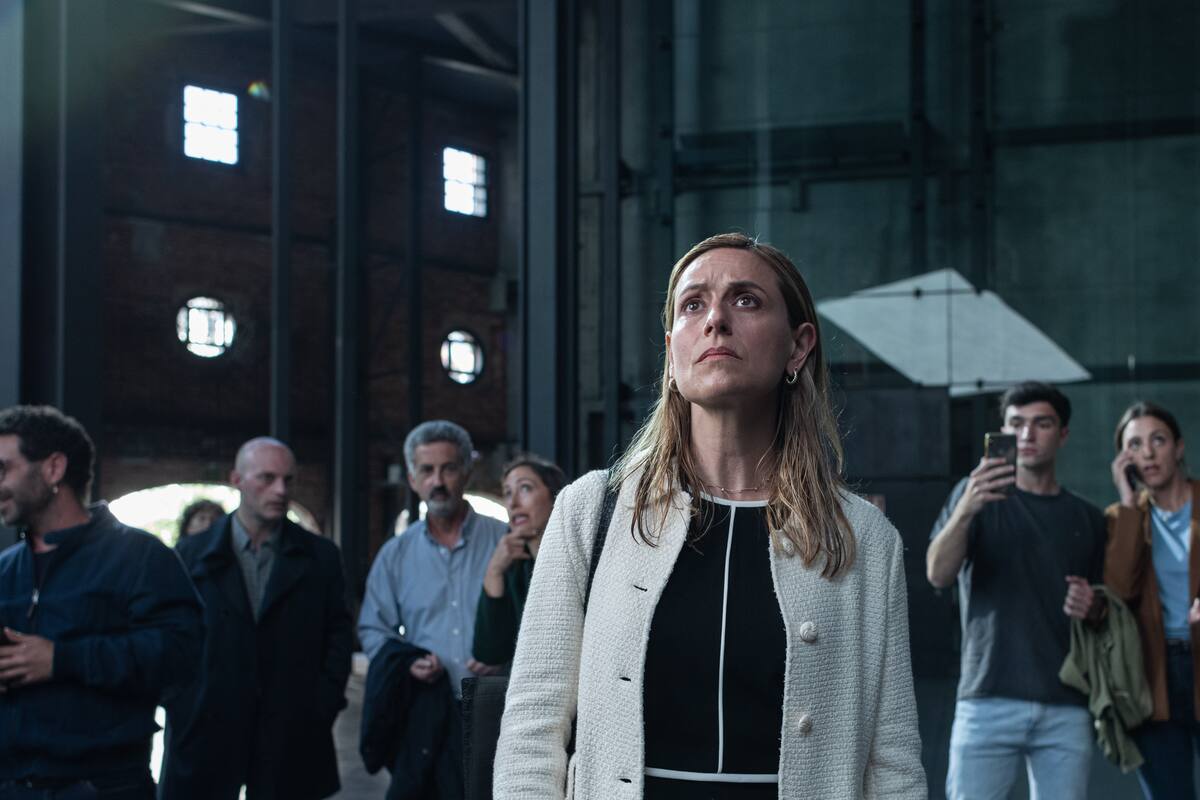 Netflix: Intimidad se propone explorar los prejuicios y los devastadores efectos detrás de la difusión de un video sexual