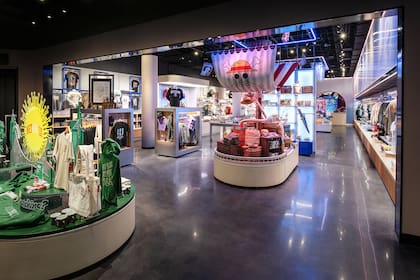 Netflix presentó su primer local temático en Philadelphia, Estados Unidos, con juegos, merchandising y experiencias inmersivas