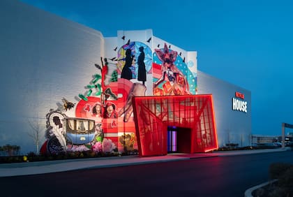 Netflix presentó su primer local temático en Philadelphia, Estados Unidos, con juegos, merchandising y experiencias inmersivas