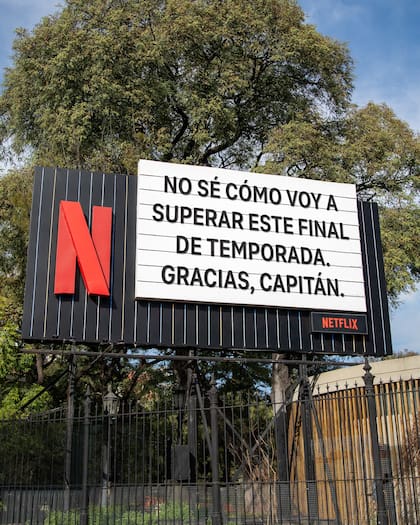 Netflix se sumó a su despedida con un guiño a su propio lenguaje de marca