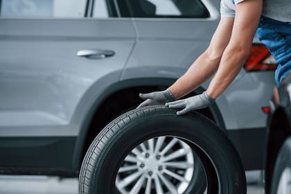 NEUMATICO
neumatico
goma
inflar goma