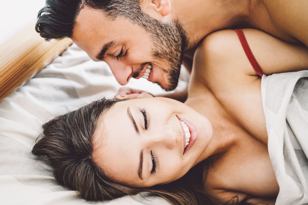 Neurológicamente, existe en pequeños “focos hedonistas”, los cuales se sintonizan para ser más o menos sensibles al placer según el estado del cerebro