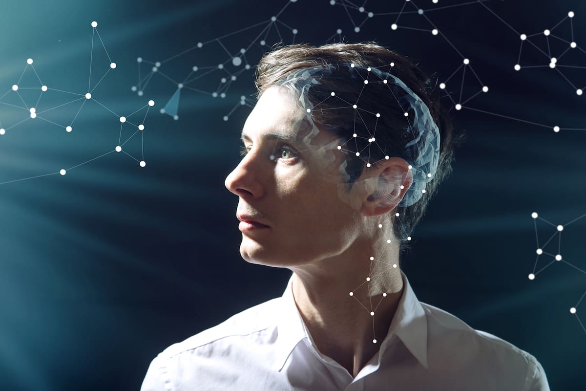 Neuron; neurotransistores; sociedad