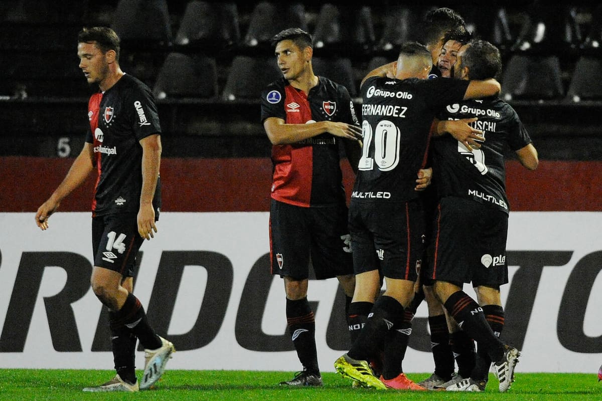 Newell's volvió a festejar: le ganó 3-1 a Palestino y se aferra a la quimera en la Sudamericana