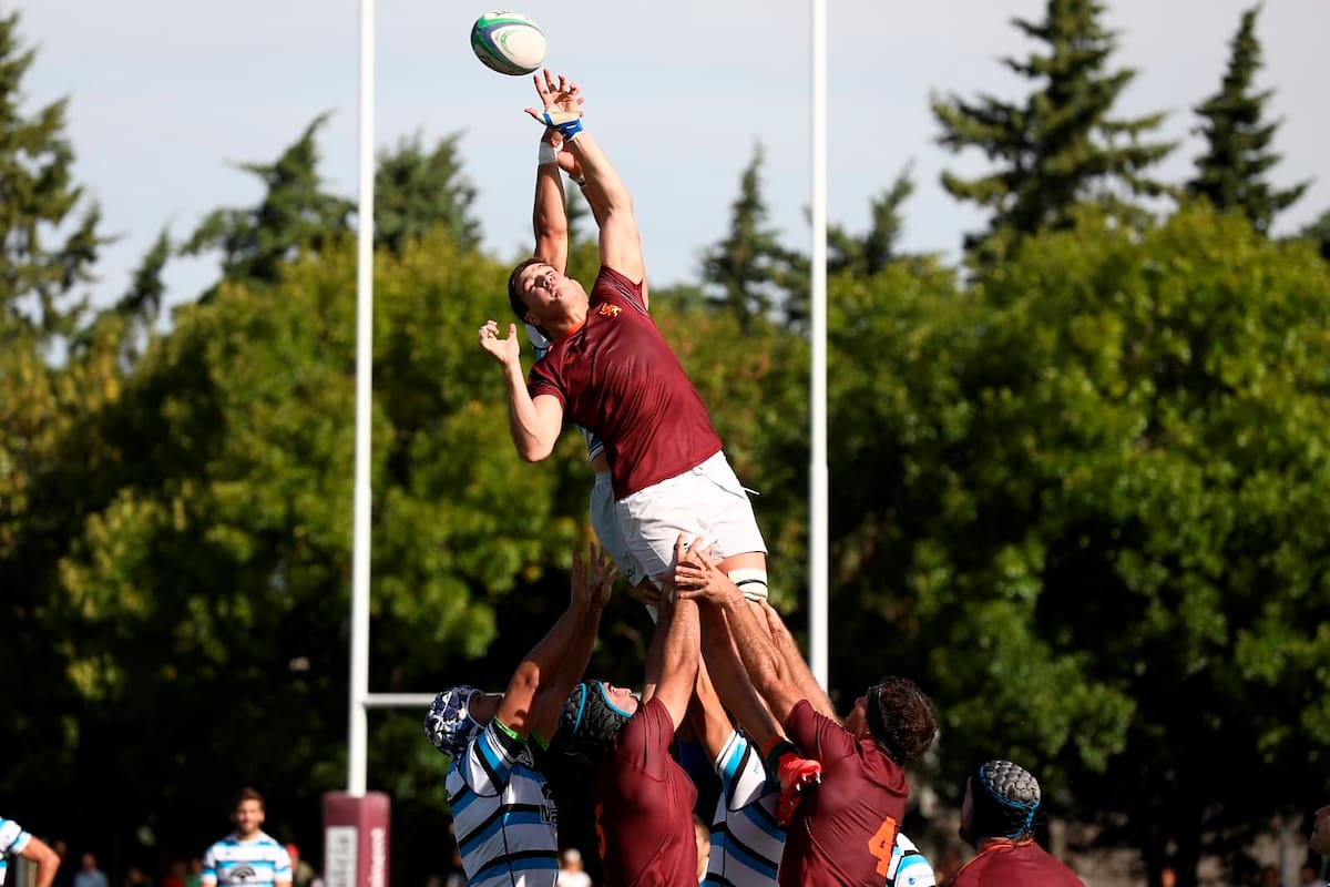 Newman ostenta la cima del Top 13 de la URBA; este sábado la defenderá frente a un descolorido Pucará en Benavídez.