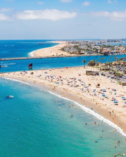 Newport Beach, California, es una de las ciudades más ricas de Estados Unidos