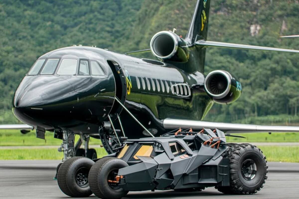 Neymar compró su propio batimóvil por dos millones de dólares (IG @neymarjr)