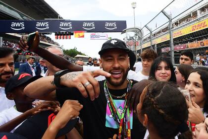 Neymar en el Gran Premio de España de Fórmula 1: una investigación podría terminar con la presencia de famosos en la zona de largada