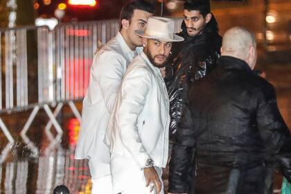 Neymar llega a su fiesta de cumpleaños el 2 de febrero pasado, en el Palacio Tokio de París