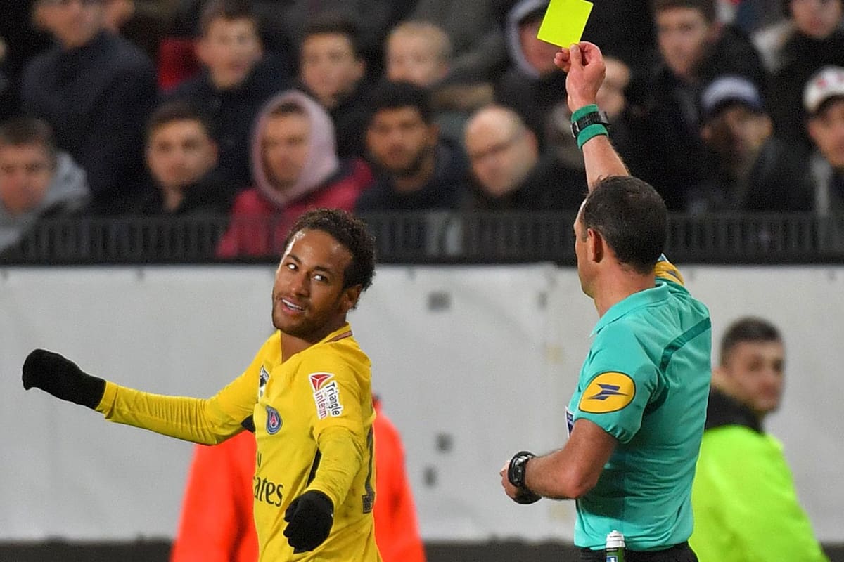 Neymar, polémico en Francia