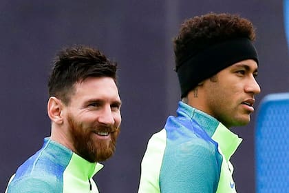 Neymar se acerca a Barcelona; Messi está a la expectativa de la llegada de su compinche en la cancha y amigo