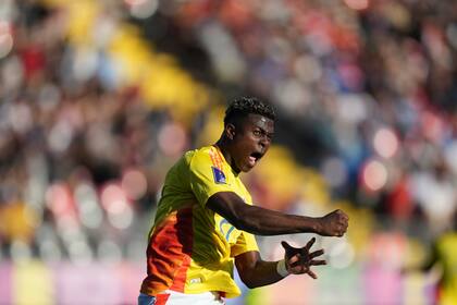 Neyser Villarreal, goleador de la selección de Colombia, es seguido de cerca por Barcelona de España; no actuará ante la Argentina
