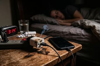 Por qué calienta el cargador del celular aunque sea nuevo