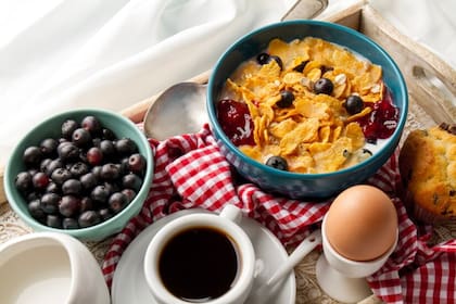 Ni pan, ni jugo: esto es lo que debe comer en el desayuno para vivir más y tener buena salud