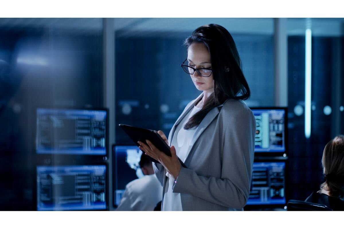 Ni siquiera los beneficios extraordinarios alcanzan hoy para mantener a los empleados del área informática, y entonces surgen otros, todavía más ambiciosos o creativos