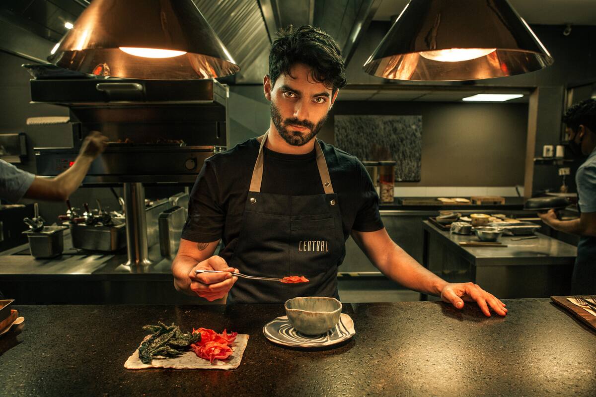 Nicanor Vieyra, cuando cocinaba en Central, Lima.