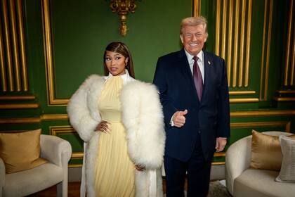 Nicki Minaj mostró su Trump Gold Card y confirmó su alineación con la administración estadounidense actual