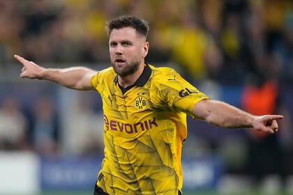 Niclas Füllkrug festeja su gol, el del triunfo de Borussia Dortmund sobre Paris Saint-Germain en Westfalen