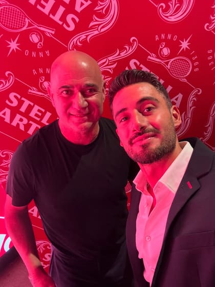 Nico Occhiato cumplió su sueño de conocer a André Agassi