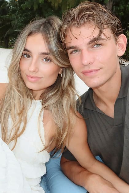 Nico Paz disfrutó de unas vacaciones en las islas Seychelles junto a su novia, Emma Ramírez