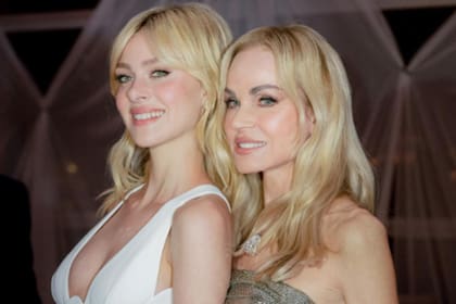 Nicola Peltz llenó de elogios a su propia madre en un posteo y borró todo rastro de los Beckham en Instagram