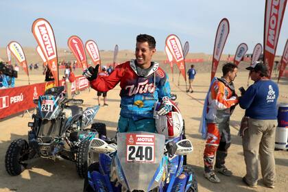 Nicolás Cavigliasso, campeón del Rally Dakar en cuatriciclos