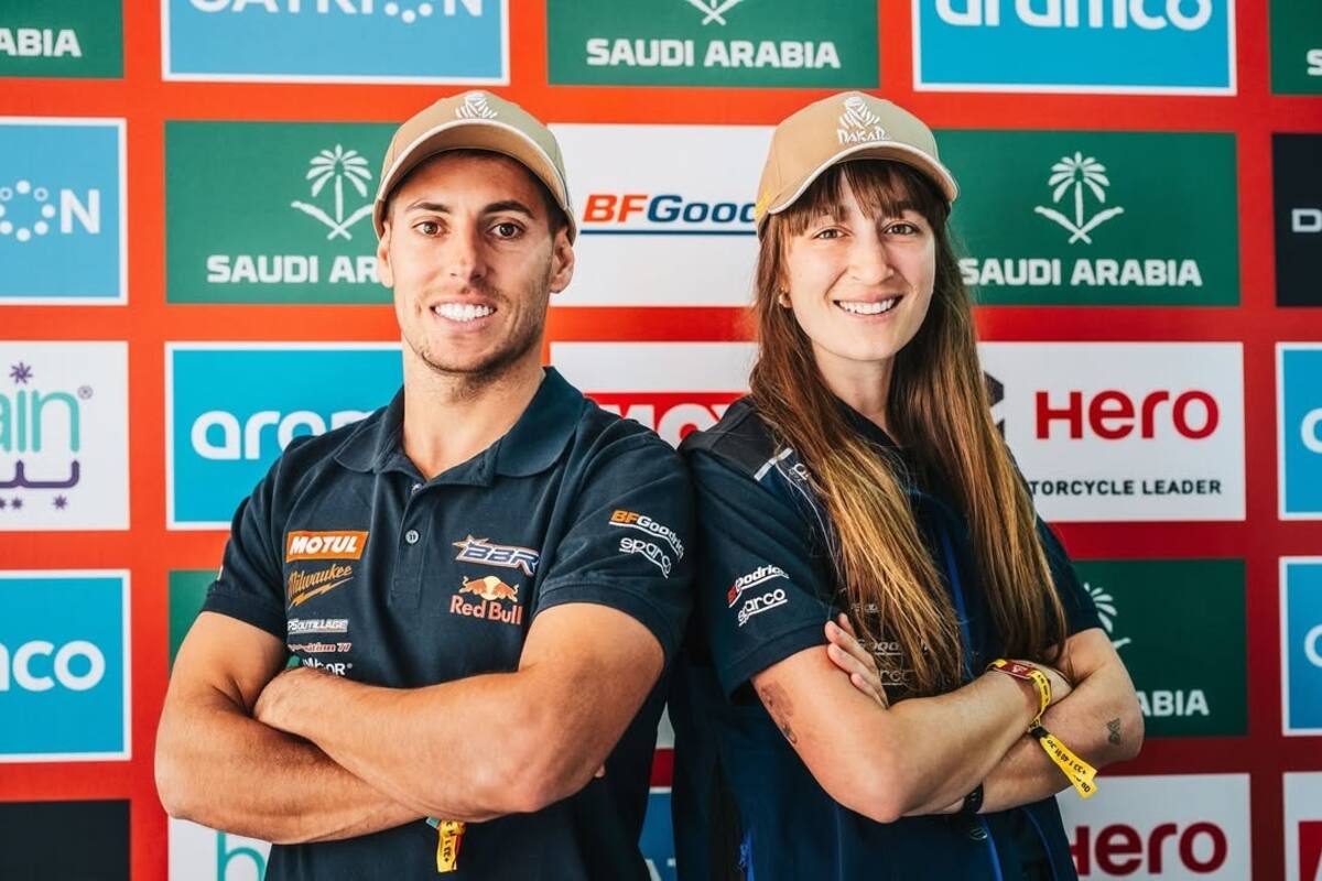Nicolás Cavigliasso y Valentina Pertegarini, el matrimonio que terminó la primera jornada del Rally Dakar sonriente en suelo saudita, pese a la dificultad del trazado.