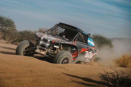 Nicolás Cavigliasso y Valentina Petegarini son los líderes de las posiciones de la categoría Challenger con casi 20' de ventaja