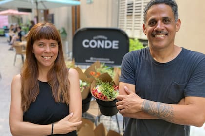 Nicolás De Jesús y Agustina Tirantte, creadores de florería Conde.