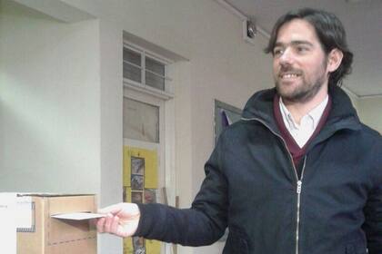 Nicolás del Caño votó en Mendoza capital