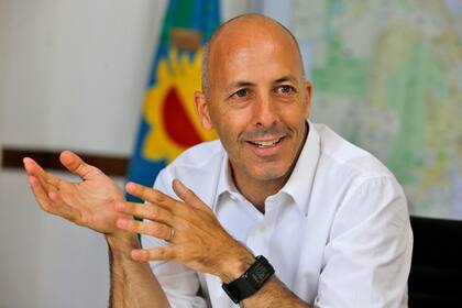 Nicolás Ducoté, intendente de Pilar